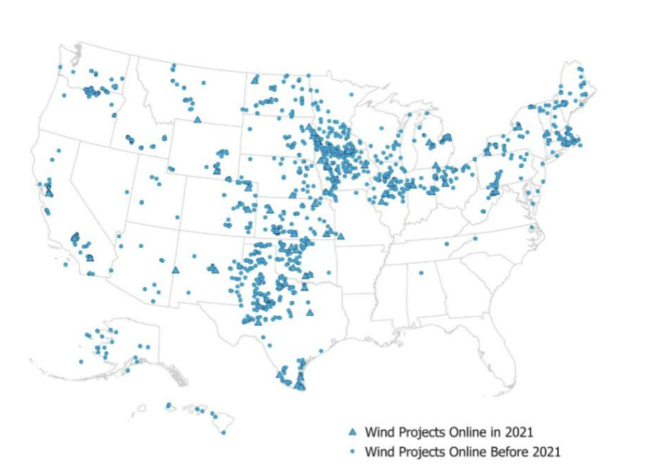 U.S. map of wind projects online in 2021 and wind projects online before 2021.