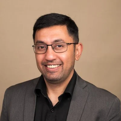 Portrait of Rounak Kharait, Senior Director of Solar Energy at ACP Member Company Orsted.
