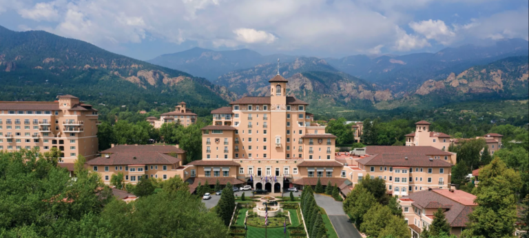 An ariel shot of The Broadmoor hotel.