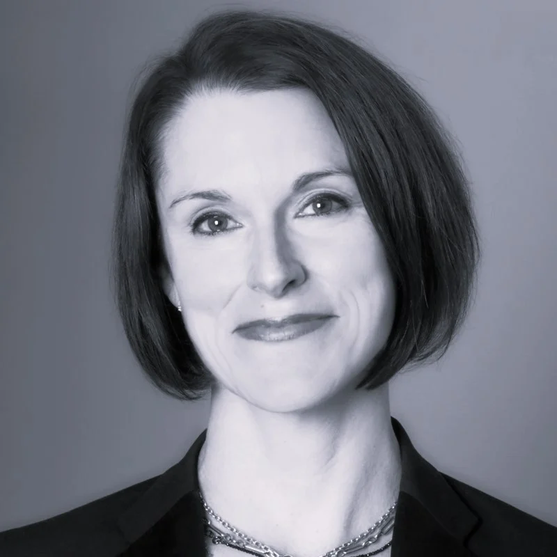 Sarah Webster headshot Black and white BW